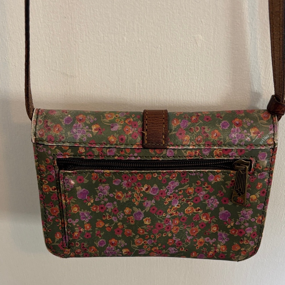 Patricia Nash Small Green Floral Crossbody Bag with Brown Accents - Picture 3 of 9